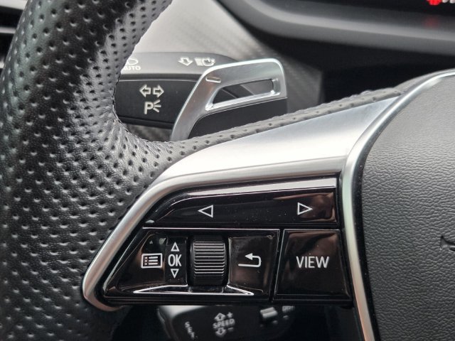 Used 2023 Audi RS e-tron GT w/ Carbon Performance Package AWD/4WD image 21