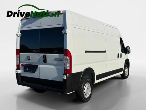Used 2023 RAM ProMaster 2500 FWD image 5