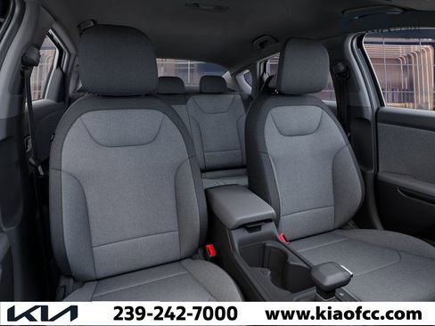 New 2025 Kia K4 LXS image 15
