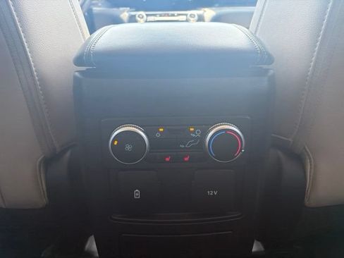 Used 2023 Ford Explorer Limited AWD/4WD image 11