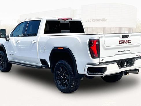 Used 2026 GMC Sierra 2500 AT4 w/ AT4 Premium Plus Package AWD/4WD image 4