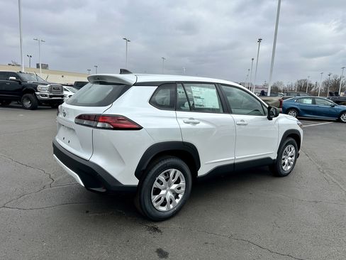 New 2026 Toyota Corolla Cross L image 4