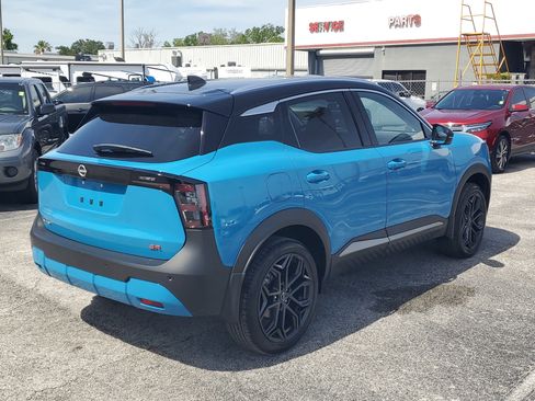 Certified 2025 Nissan Kicks SR FWD image 4