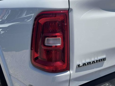 Used 2026 RAM 1500 Laramie AWD/4WD image 11