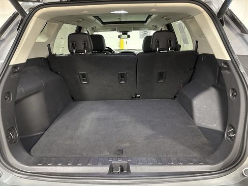 Used 2020 GMC Terrain Denali w/ Denali Premium Package FWD image 25