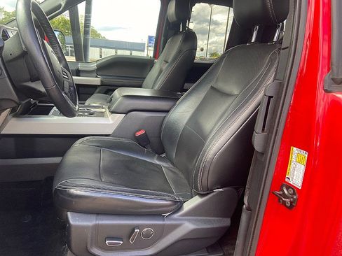 Used 2015 Ford F150 Lariat image 8