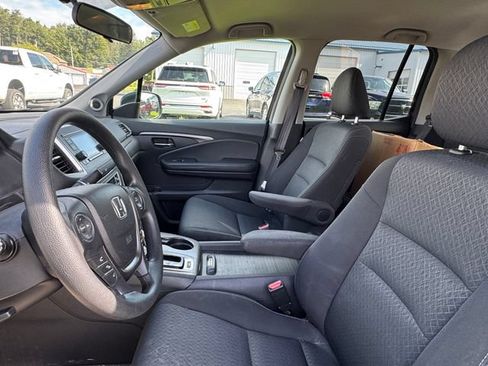 Used 2019 Honda Ridgeline Sport image 9