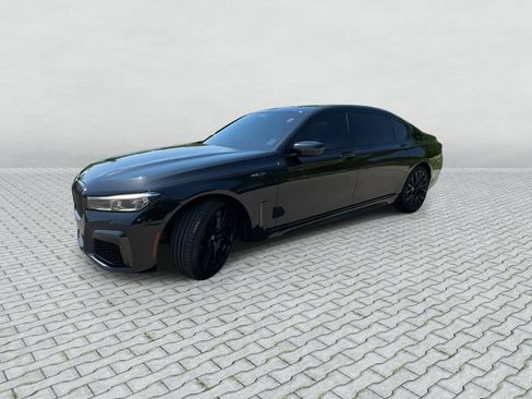 Used 2022 BMW 750Li xDrive AWD/4WD image 4