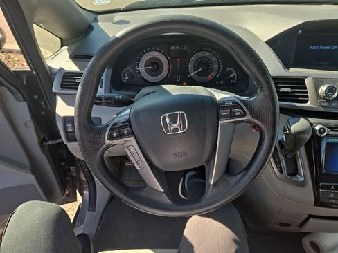 Used 2016 Honda Odyssey EX image 12