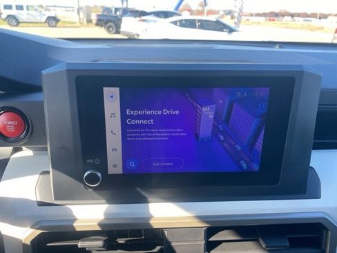 Used 2024 Toyota Tacoma 4x4 Double Cab image 21