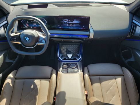 Used 2025 BMW X3 xDrive30i w/ Premium Package image 13