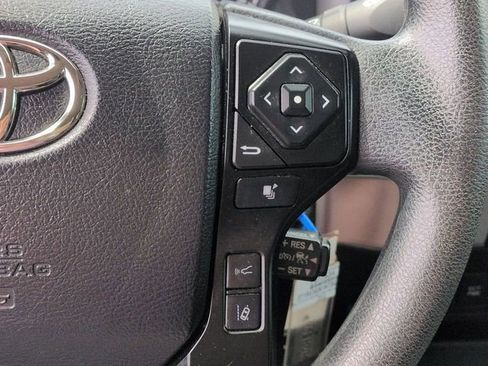 Used 2022 Toyota Tacoma SR w/ SR Convenience Package image 30