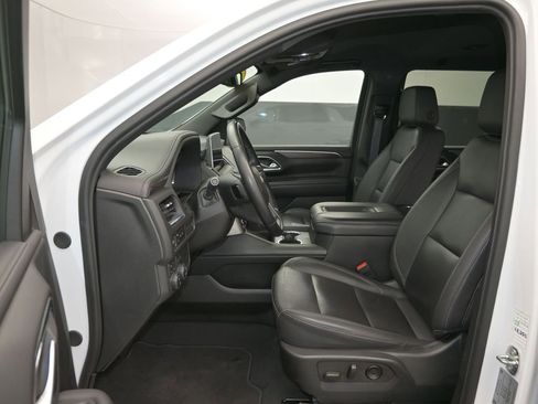 Used 2024 Chevrolet Tahoe LT image 13