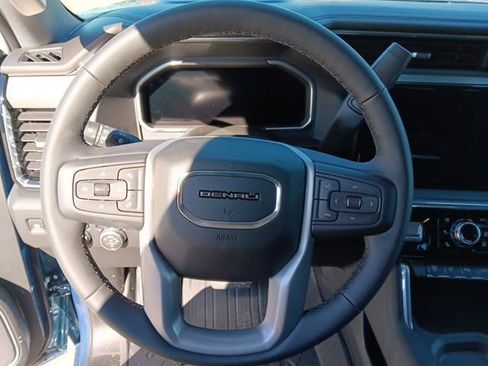 New 2026 GMC Sierra 2500 Denali AWD/4WD image 9