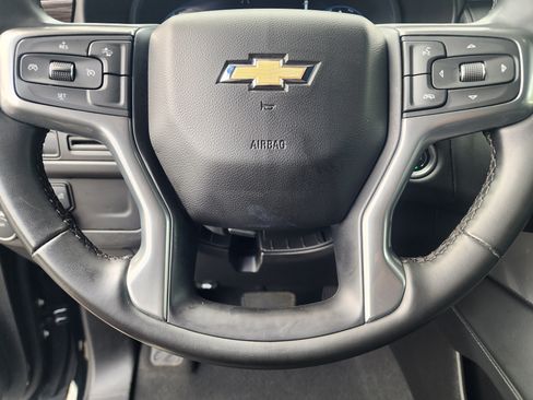 Used 2024 Chevrolet Suburban LT AWD/4WD image 27
