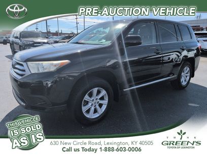 Used 2013 Toyota Highlander FWD w/ Cold Weather Pkg