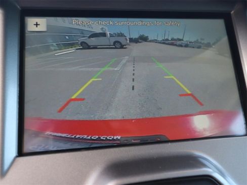 Certified 2018 Ford Transit Connect XLT image 4