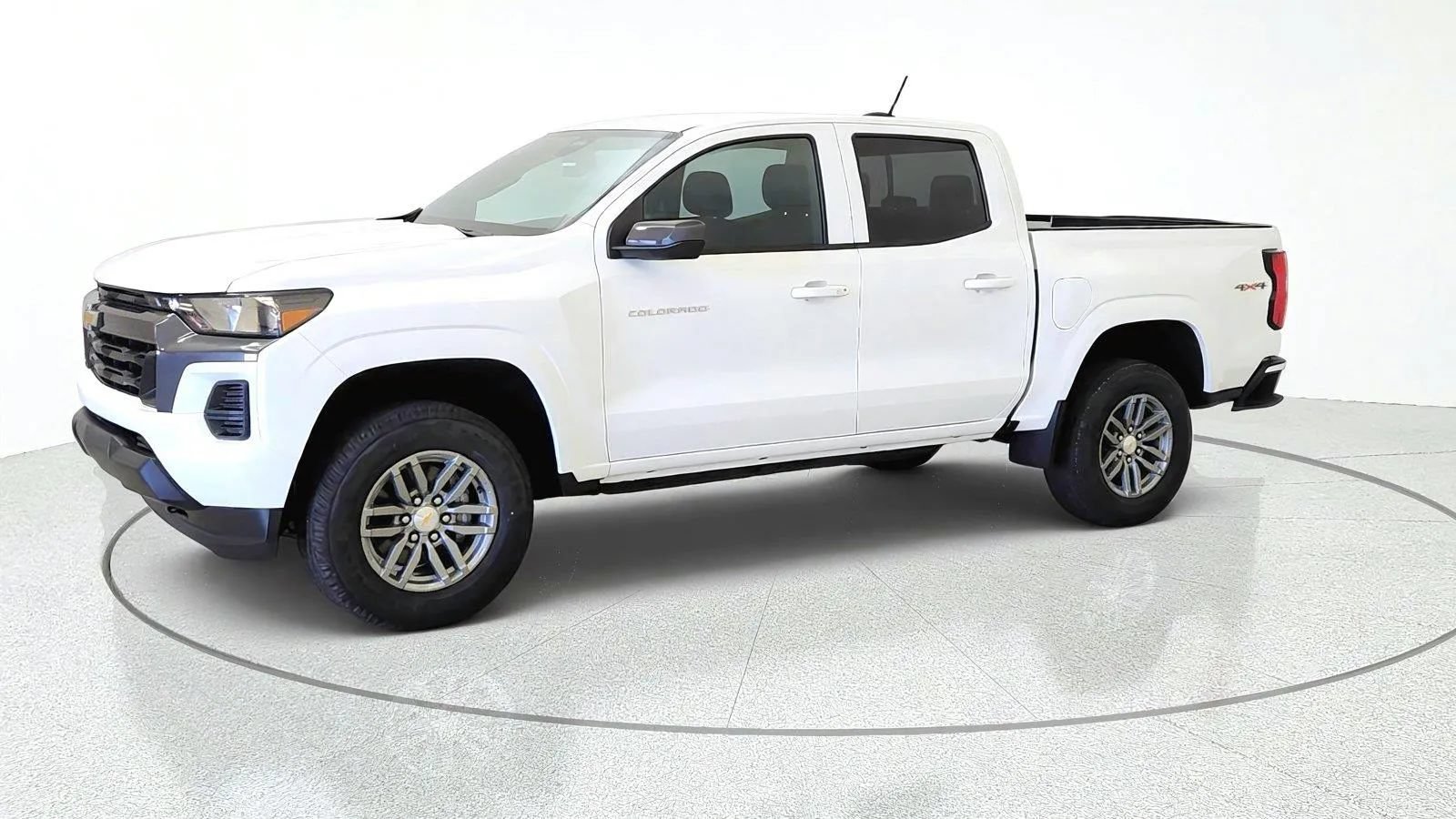 New 2026 Chevrolet Colorado LT w/ Advanced Trailering Package AWD/4WD image 4