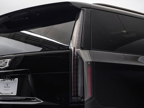Used 2026 Cadillac Escalade V w/ LPO, ONYX Package AWD/4WD image 13