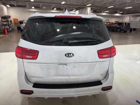 Used 2019 Kia Sedona SX image 7
