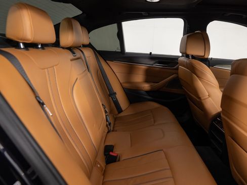 Used 2019 BMW M550i xDrive AWD/4WD image 23