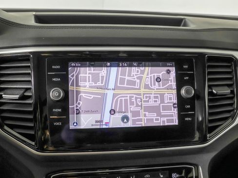 Certified 2022 Volkswagen Atlas SEL image 9