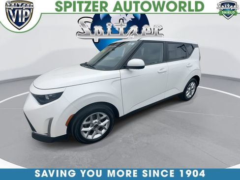 Certified 2023 Kia Soul LX w/ LX Technology Package FWD image 4