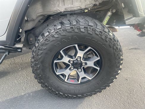 Used 2018 Jeep Wrangler Unlimited Sport S image 11