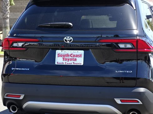 New 2026 Toyota Grand Highlander Limited AWD/4WD image 7