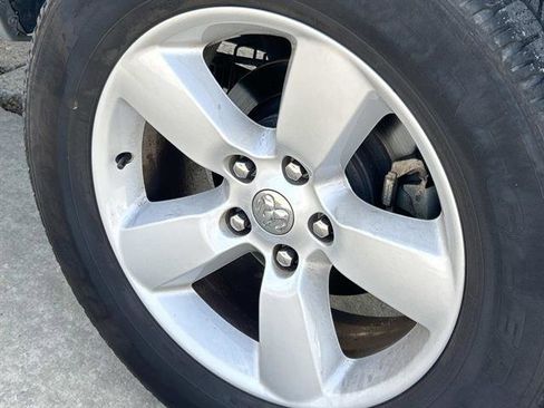 Used 2024 RAM 1500 Classic SLT image 13