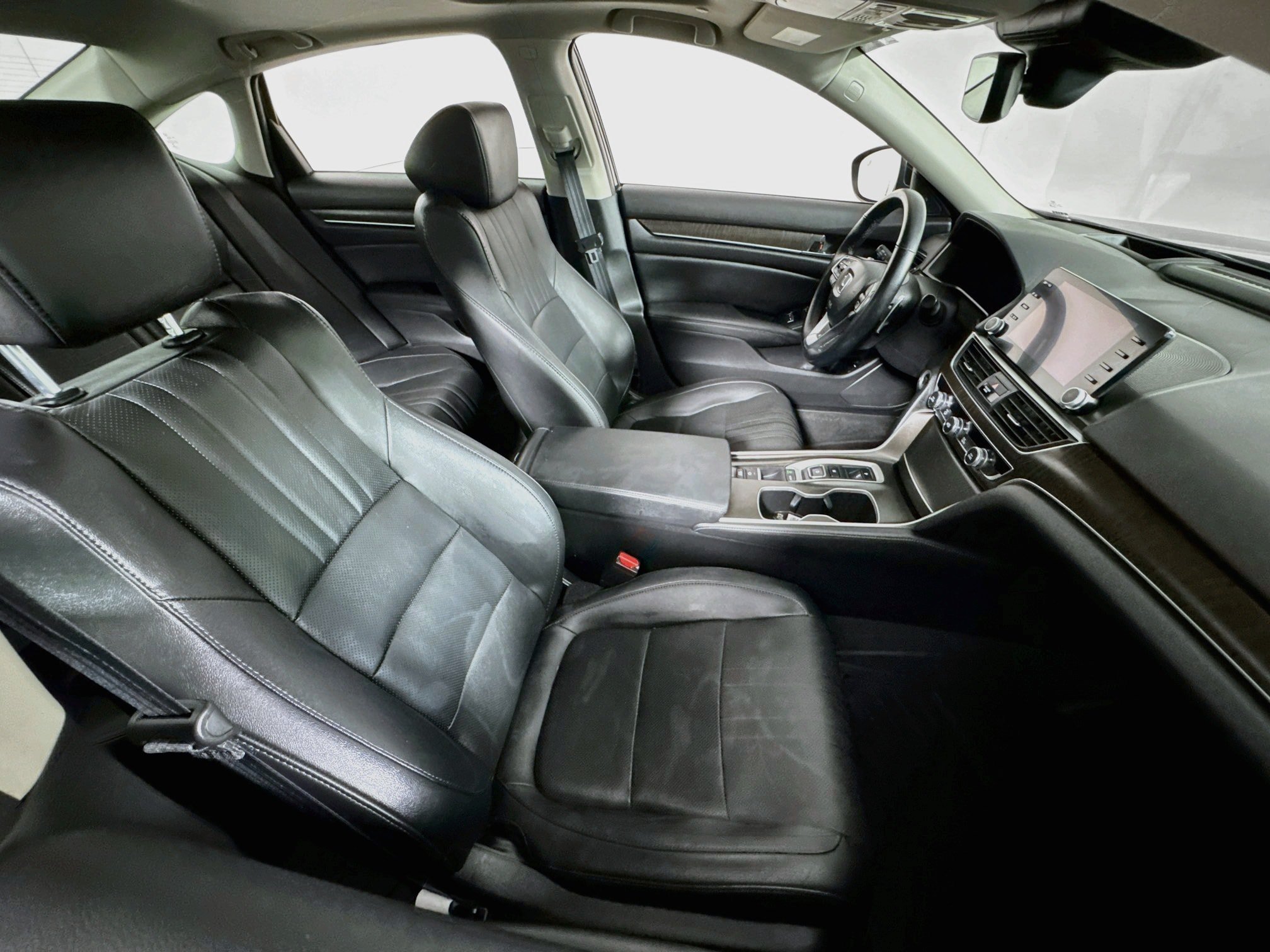 Used 2021 Honda Accord Touring image 29