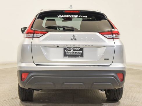 Used 2024 Mitsubishi Eclipse Cross LE image 10