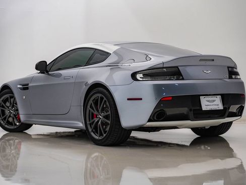 Used 2015 Aston Martin V8 Vantage GT RWD image 8