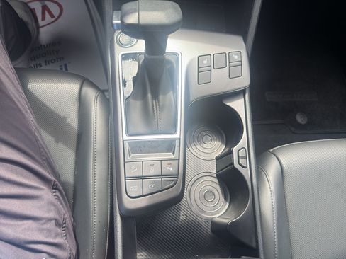 Used 2026 Kia Sportage EX FWD image 18