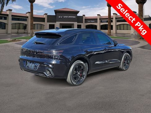 Used 2022 Genesis GV70 2.5T w/ Select Package image 8