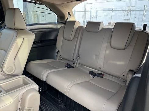 Used 2022 Honda Odyssey Elite image 10