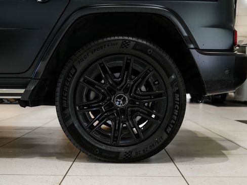 Certified 2025 Mercedes-Benz G 550 image 7