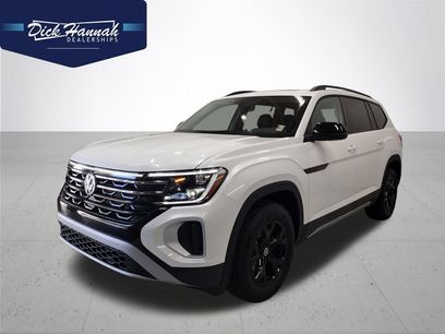 New 2026 Volkswagen Atlas Peak Edition
