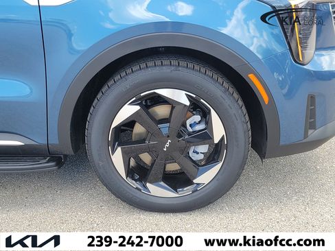 New 2026 Kia Sorento EX FWD image 7