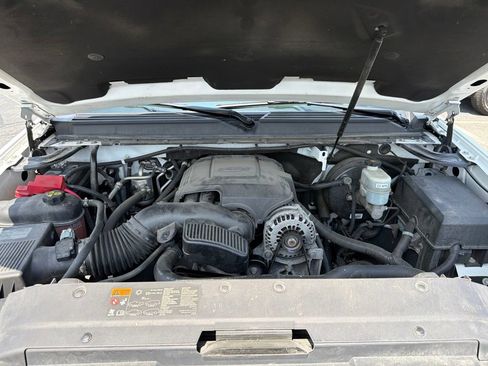 Used 2011 Chevrolet Tahoe LT AWD/4WD image 15