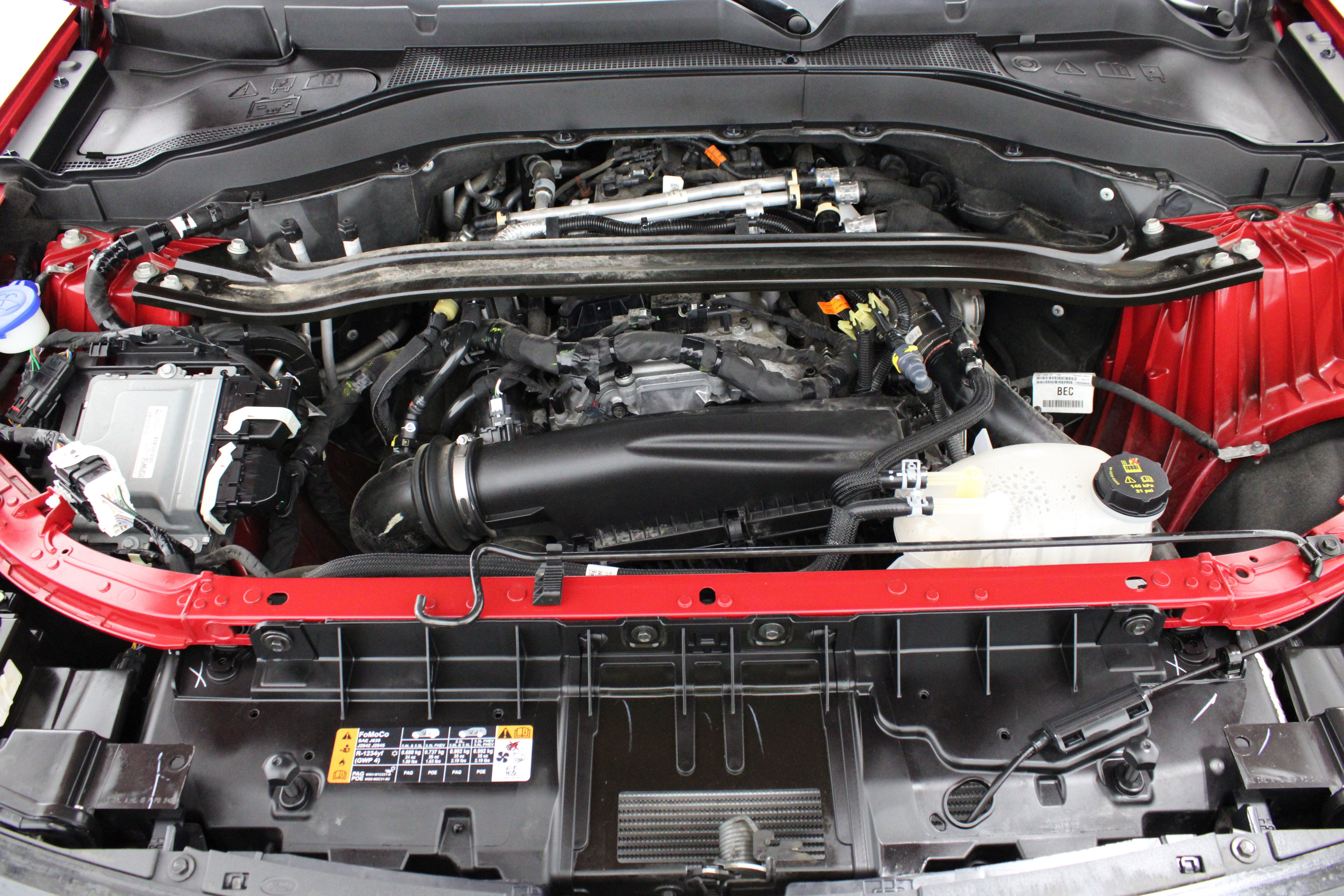 Used 2025 Ford Explorer ST-Line w/ Premium Package RWD image 40