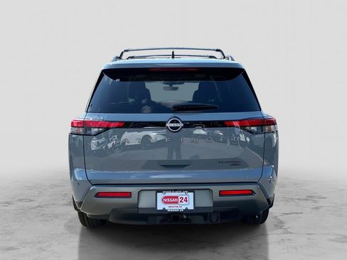 New 2026 Nissan Pathfinder Platinum AWD/4WD image 3