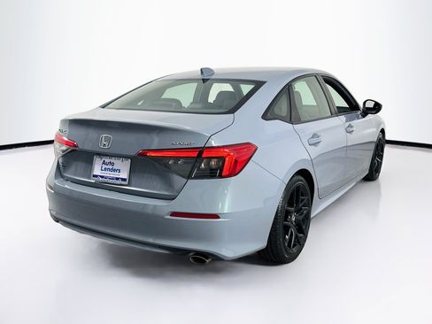 Used 2023 Honda Civic Sport image 5