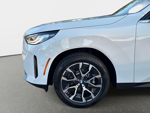 New 2026 BMW X3 xDrive30 w/ Premium Package image 10