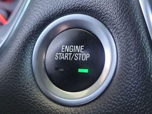 Certified 2023 Chevrolet Traverse Premier FWD image 12