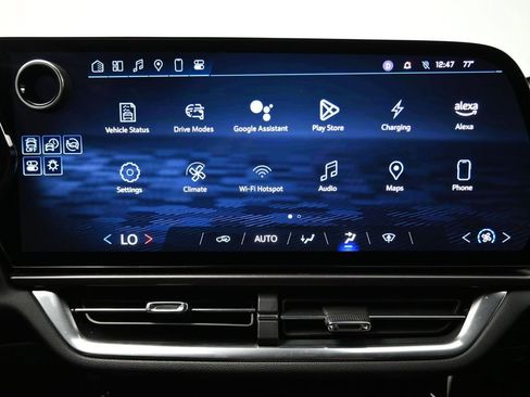 Used 2025 Chevrolet Equinox EV LT image 23