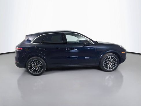 Certified 2023 Porsche Cayenne AWD/4WD image 8
