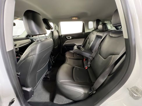 Used 2022 Jeep Compass Limited image 21