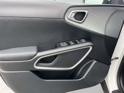 New 2025 Kia Soul LX image 20