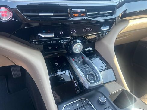 Used 2024 Acura MDX w/ Technology Package FWD image 6